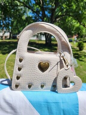 Betsey Johnson Croc Embossed Top-Handle Bag Crossbody w/Heart Charm 🎉Host Pick
